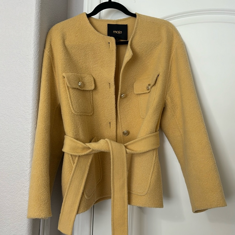 Maje wool jacket size 40. Very good condition.